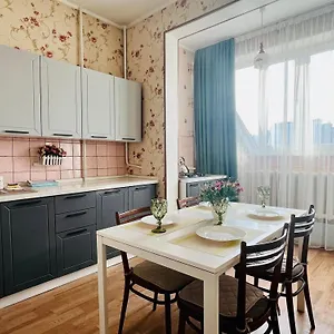 Cozy Three-room With Mountain View Апартаменты Алматы