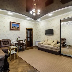 Polytehnichna Str. Апартаменты